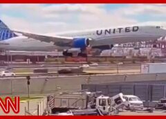 United jet hits light pole; JetBlue flight in close call with another plane